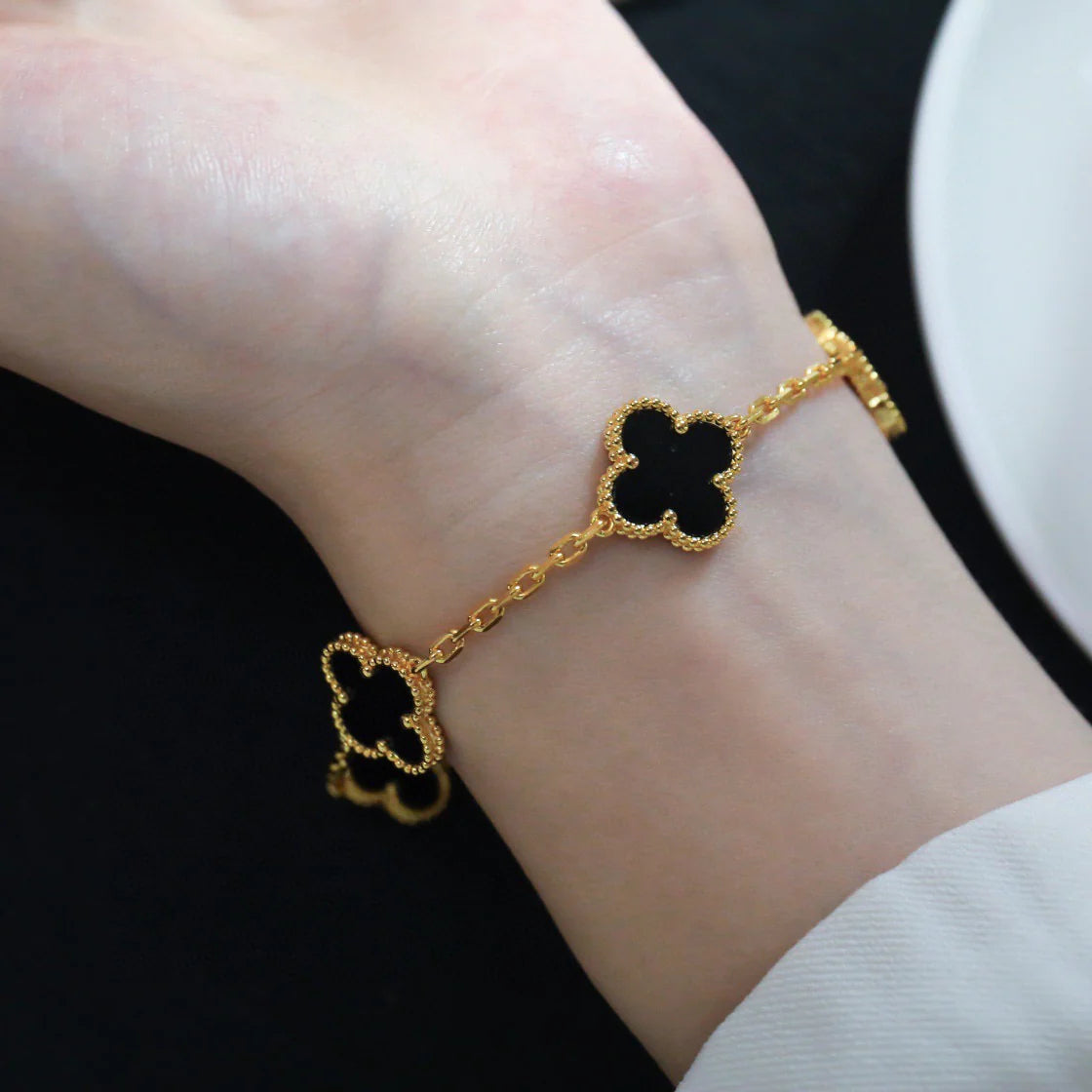 [BLUE TEARS] CLOVER 5 MOTIF ONYXS BRACELET COLLECTION