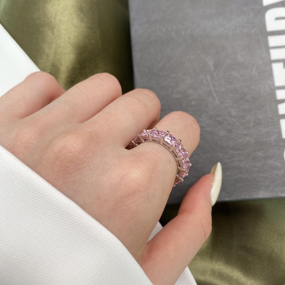[Nova Jewelry]Elegant Princess Cut Tennis Ring