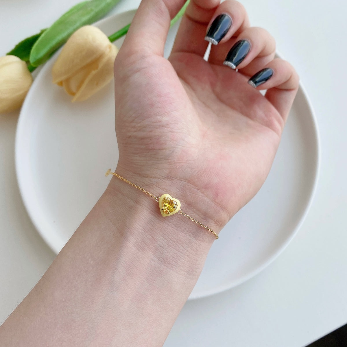 [Nova Jewelry]Sparkling Romantic Heart Shape Lover Bracelet