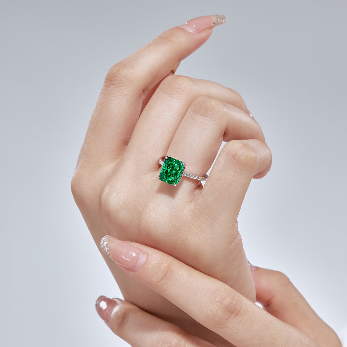 [Nova Jewelry]4.0 Carat Luxurious Engagement Ring