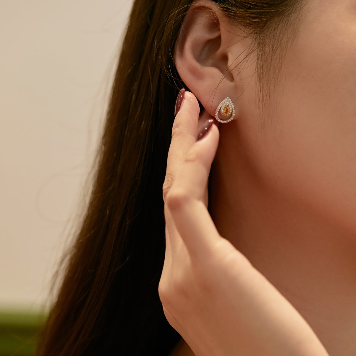[Nova Jewelry]Sparkling Delicate Water Drop Shape Daily Earrings