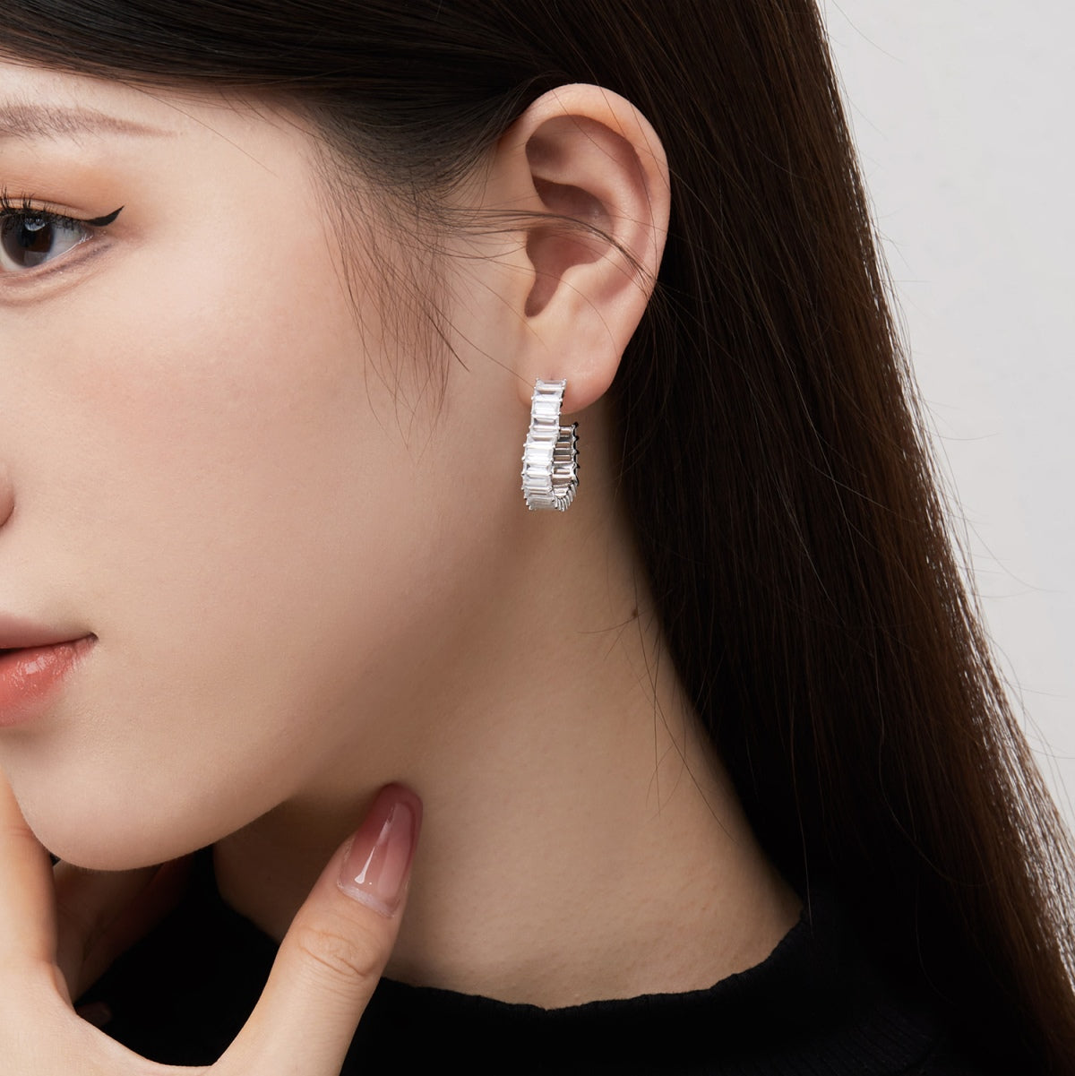 [Nova Jewelry]Radiant Heart Cutout Earrings