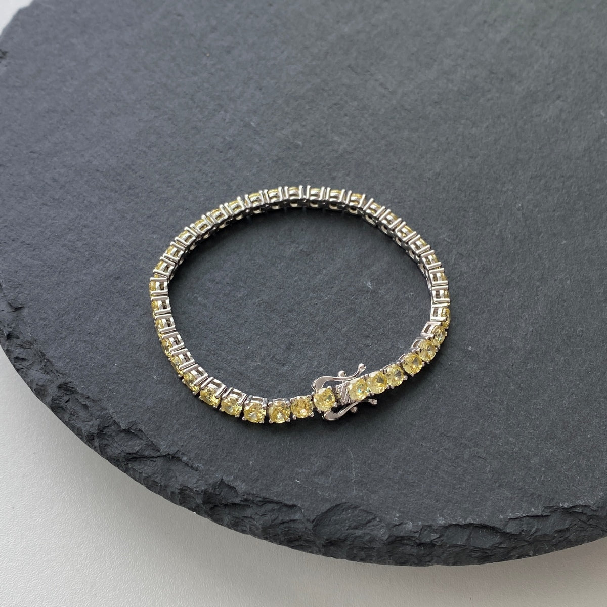 [Nova Jewelry]Ornate Dazzling Round Cut Tennis Bracelet