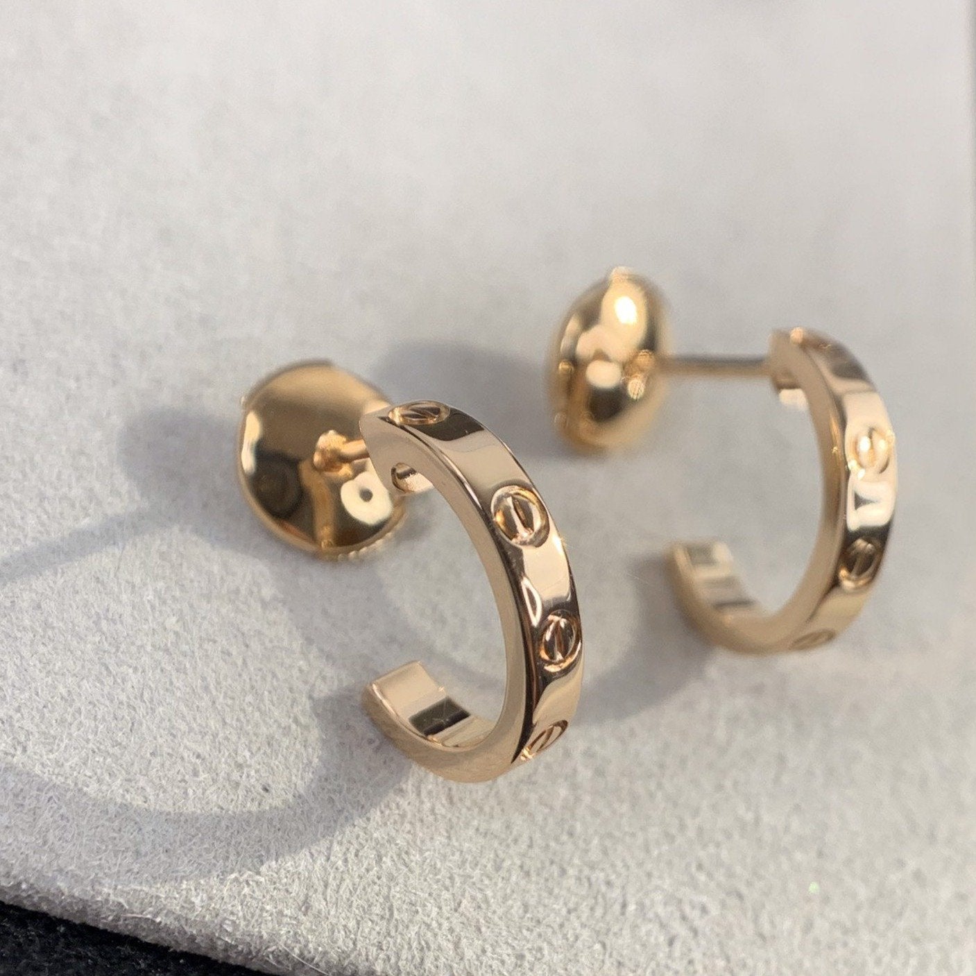 [BLAUE TRÄNEN]LIEBE OHRRINGE 2,65MM ROTGOLD 
