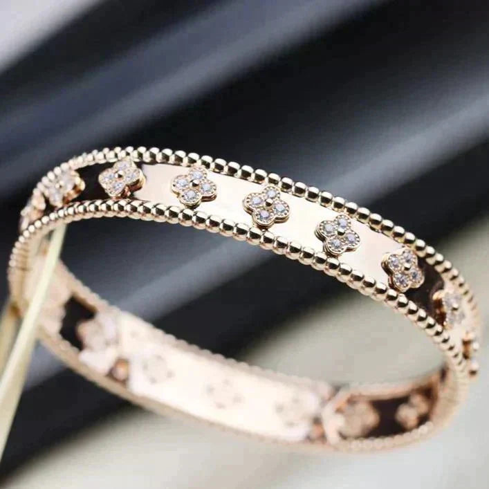 [BLUE TEARS]CLOVER BRACELET 8MM DIAMONDS