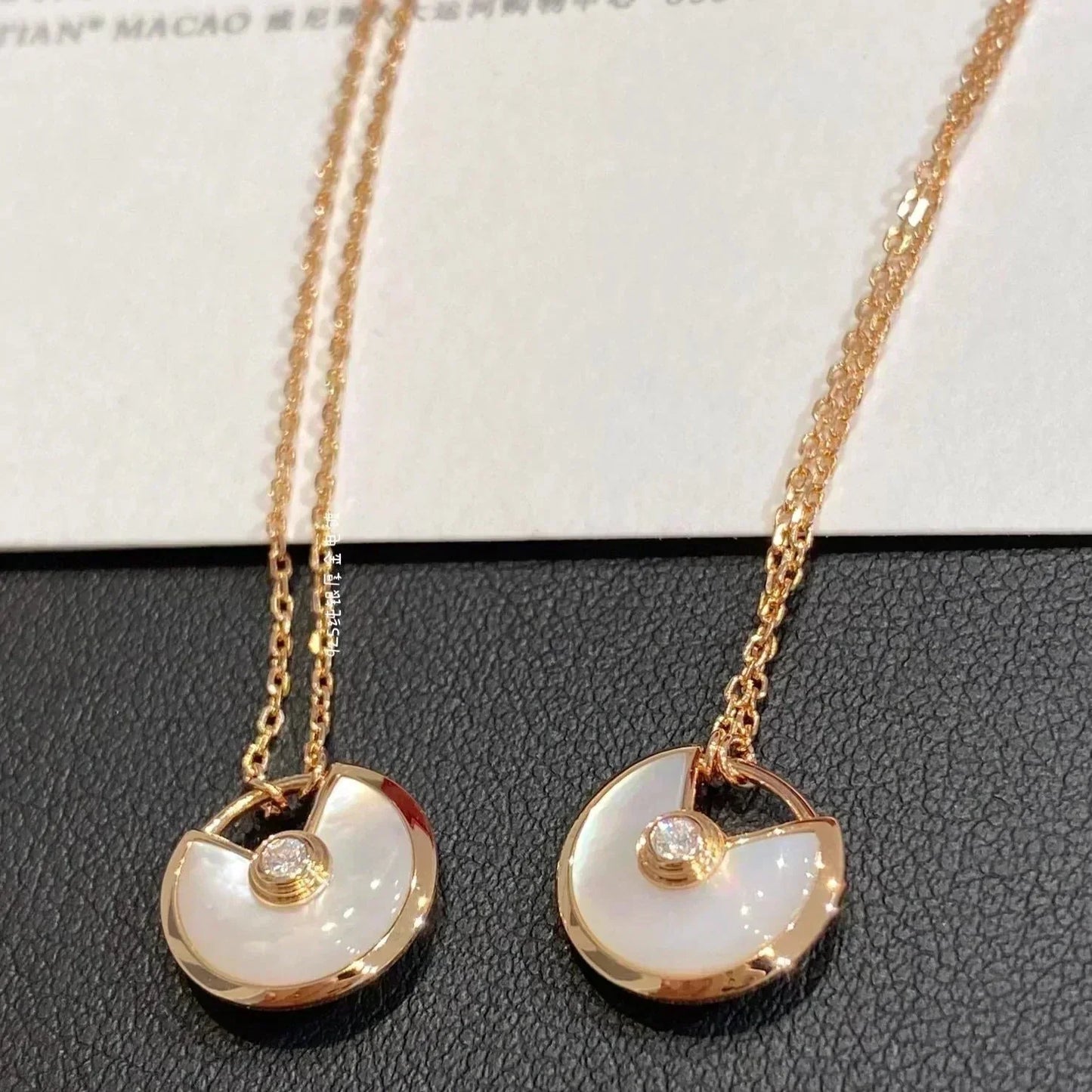 [BLAUE TRÄNEN]AMULETT ROSÉGOLD MOP HALSKETTE