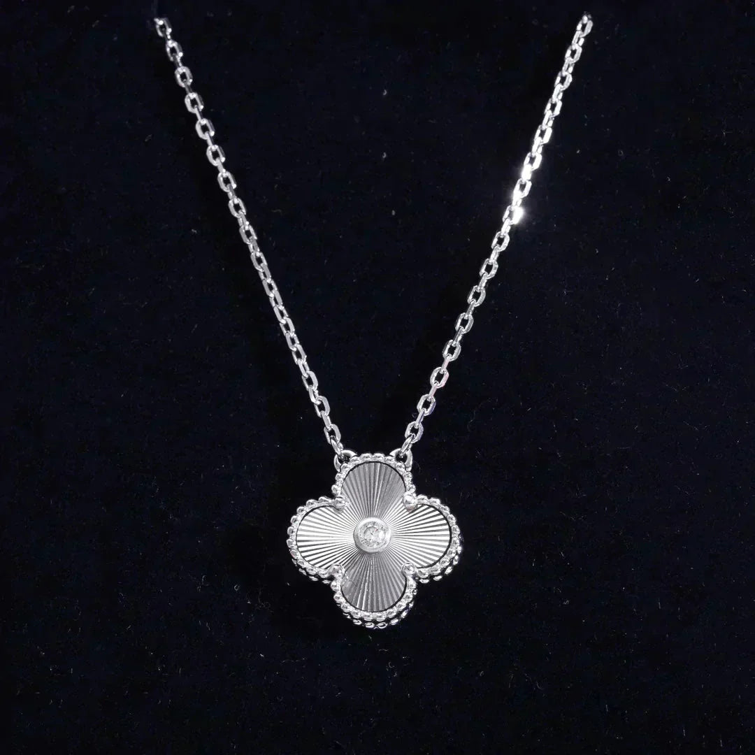 [BLAUE TRÄNEN]CLOVER 15MM DIAMANT LASER HALSKETTE SILBER