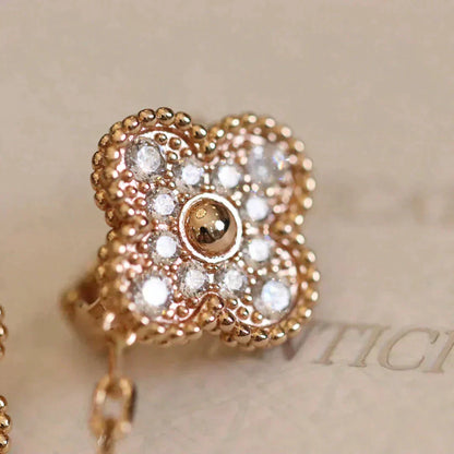 [BLUE TEARS]CLOVER MEDIUM 1 MOTIFS FUll DIAMOND EARRINGS