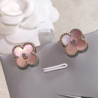 [BLAUE TRÄNEN]CLOVER MEDIUM 1 MOTIFS PINK MOP DIAMOND OHRRINGE
