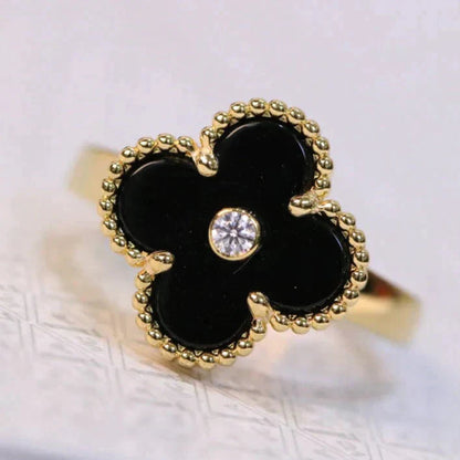 [BLAUE TRÄNEN]KLEE-ONYX-RING GOLD DIAMANT