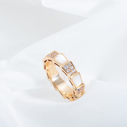 [BLAUE TRÄNEN]SERPENTI RING ROTGOLD MIT DIAMANTEN 4MM