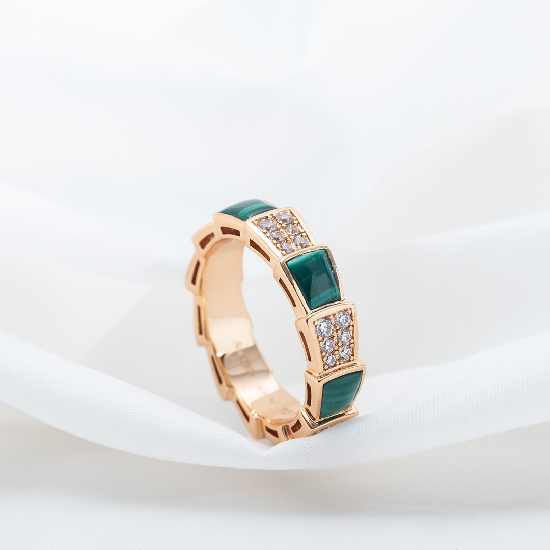 [BLAUE TRÄNEN]SERPENTI RING ROTGOLD MALACHIT DIAMANT GEPAVERT 4MM