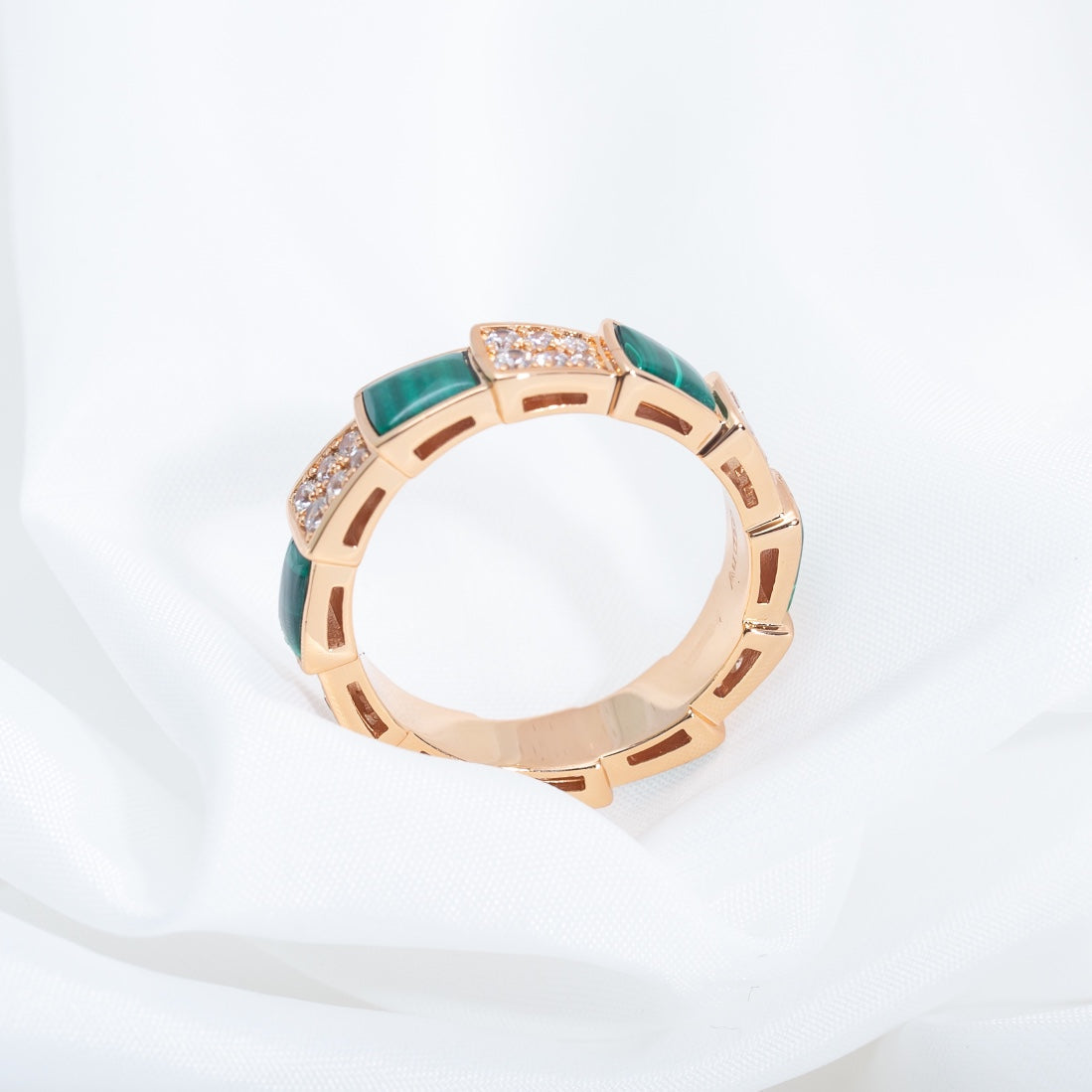 [BLAUE TRÄNEN]SERPENTI RING ROTGOLD MALACHIT DIAMANT GEPAVERT 4MM