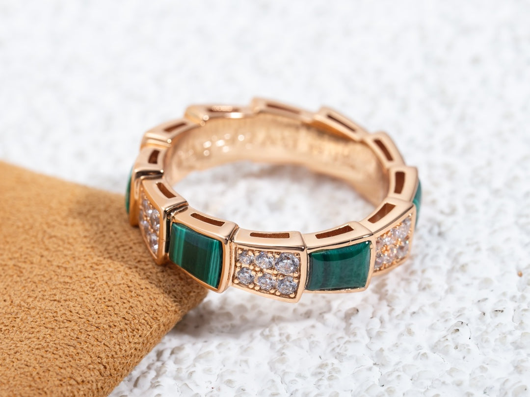 [BLAUE TRÄNEN]SERPENTI RING ROTGOLD MALACHIT DIAMANT GEPAVERT 4MM