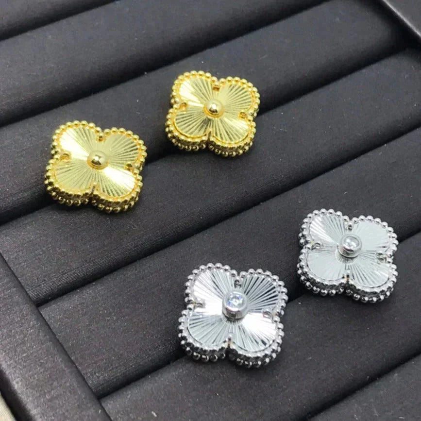 [ブルーティアーズ]クローバーミニ9.5mmレーザーピアス