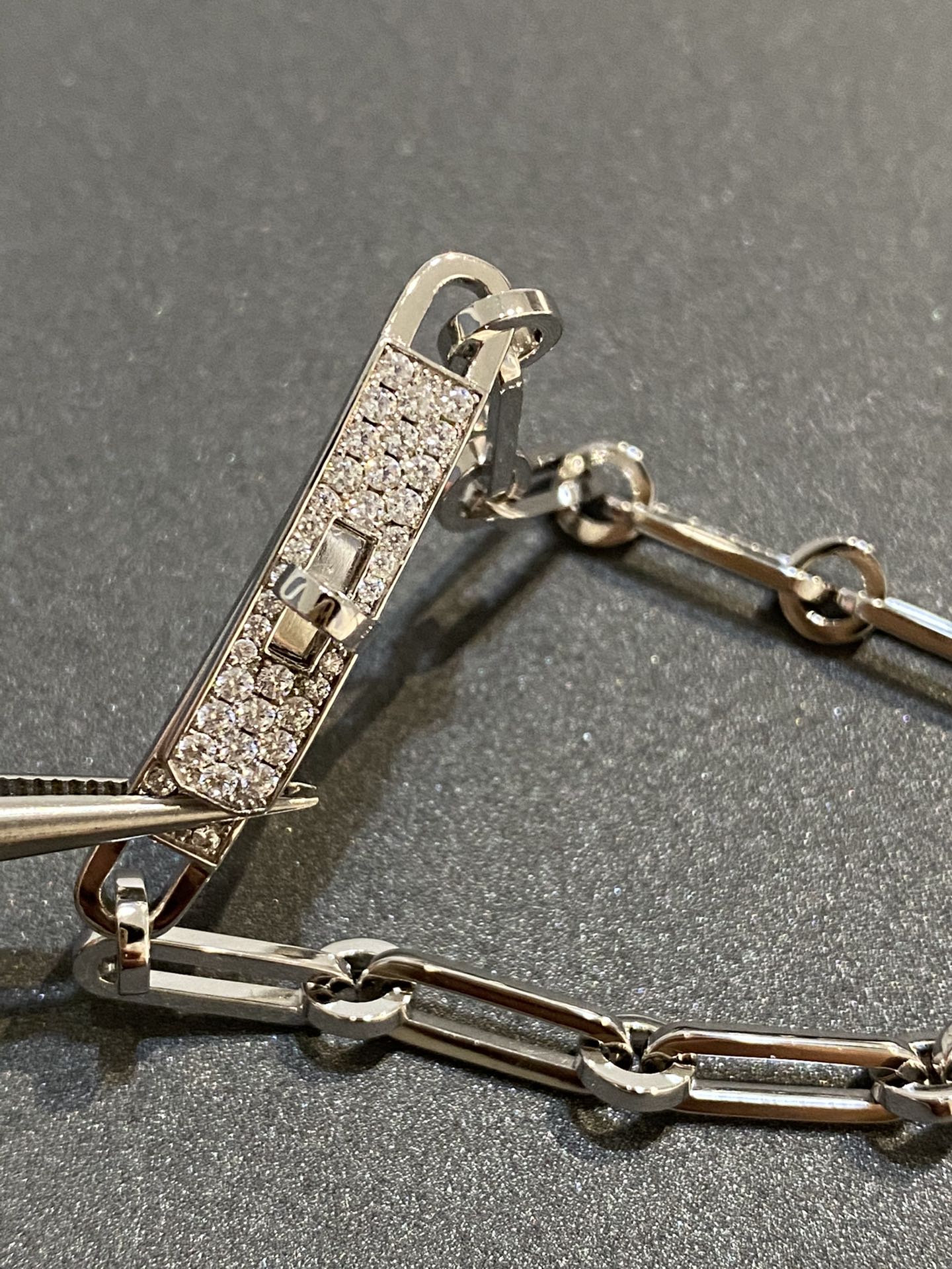[BLUE TEARS]KETTENARMBAND KLEINES MODELL DIAMANT