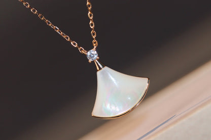 [BLAUE TRÄNEN]DREAM HALSKETTE WEISSES MOP ROSÉGOLD 1 DIAMANT