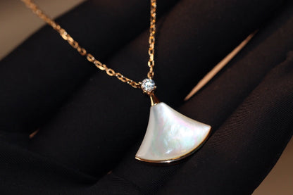 [BLAUE TRÄNEN]DREAM HALSKETTE WEISSES MOP ROSÉGOLD 1 DIAMANT
