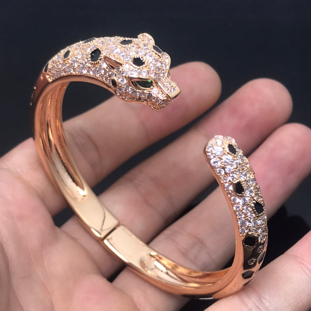 [ブルーティアーズ]パンテール ビッグブレスレット ダイヤモンド
