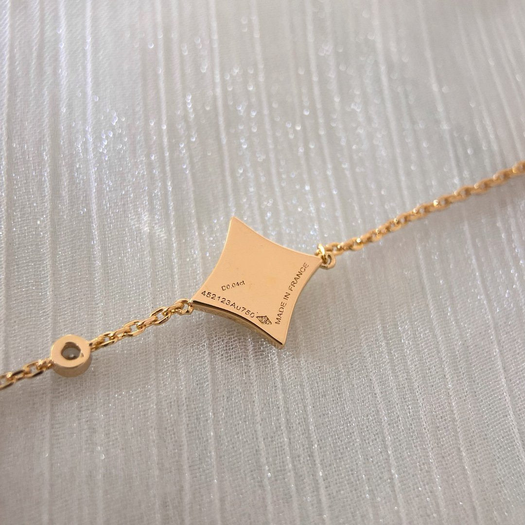 [BLAUE TRÄNEN] ARMBAND AUS ROTGOLD MIT DIAMANTEN UND KARNEOL