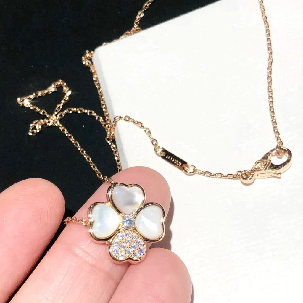 [BLAUE TRÄNEN]CLOVER MOP DIAMANT ROSÉGOLD HALSKETTE