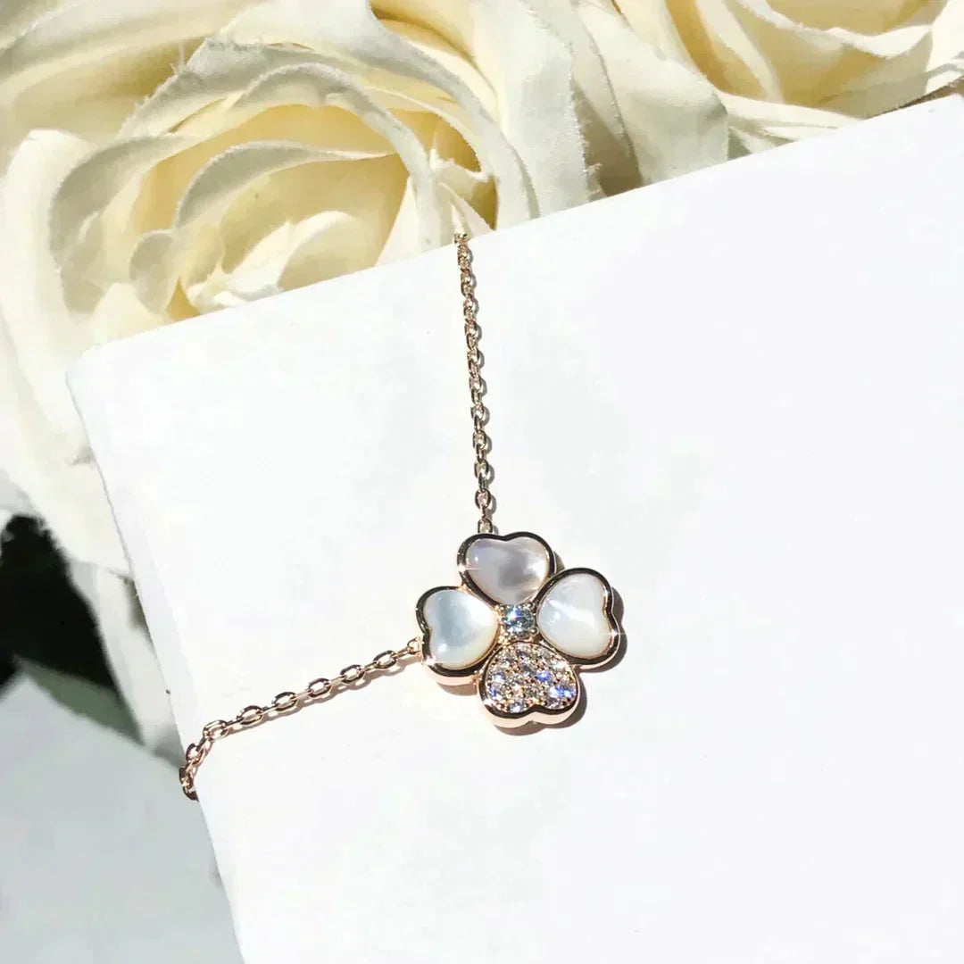 [BLAUE TRÄNEN]CLOVER MOP DIAMANT ROSÉGOLD HALSKETTE
