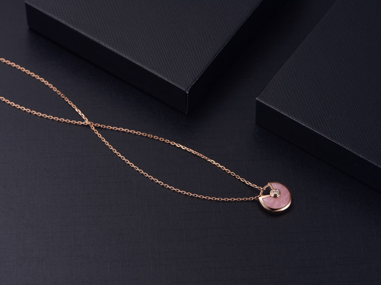[BLAUE TRÄNEN]AMULETT ROSÉGOLD ROSA MOP HALSKETTE