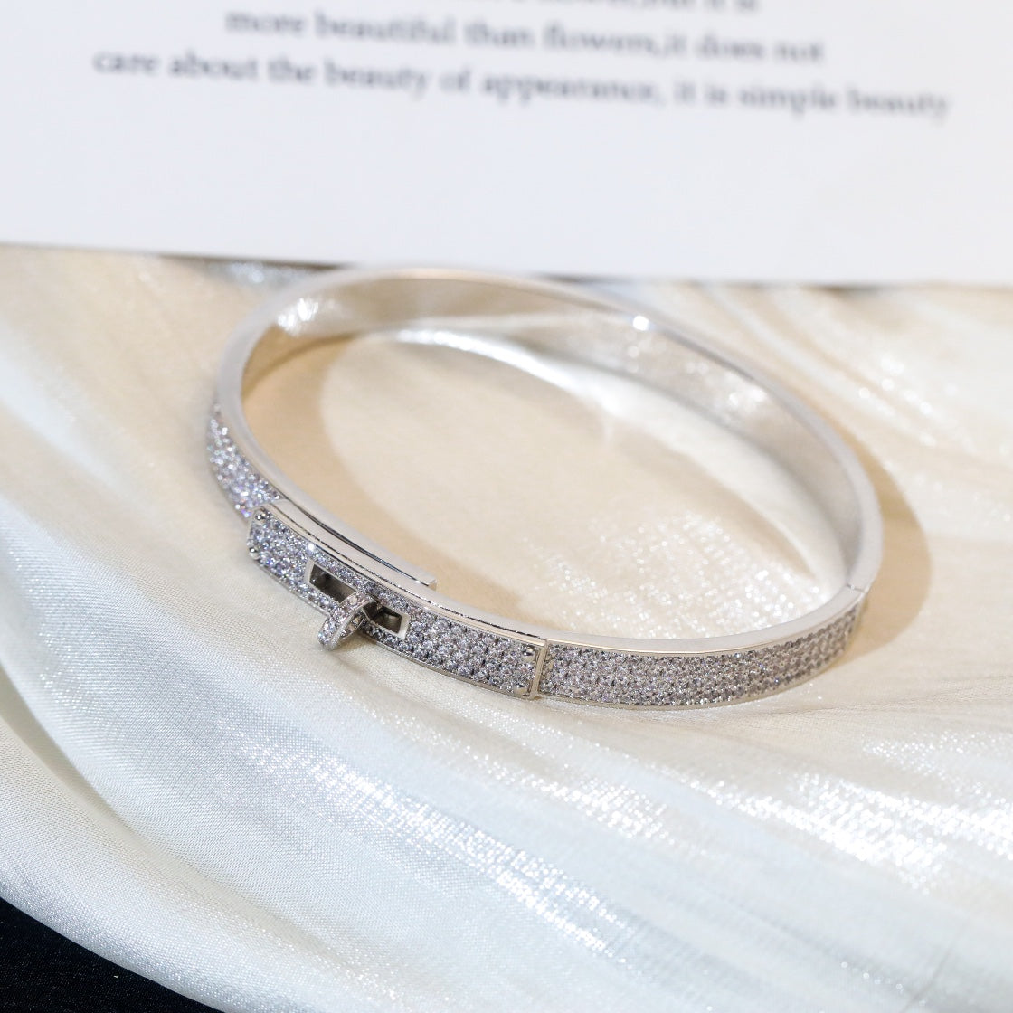[BLAUE TRÄNEN]KELLY ARMBAND MIT DIAMANTEN 