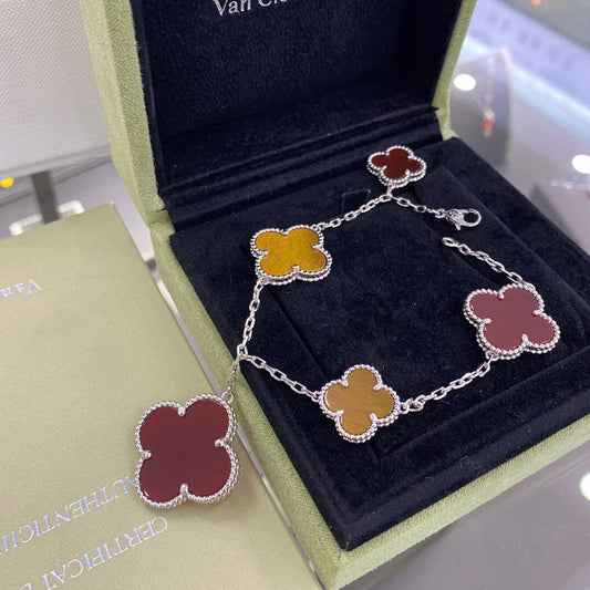[ブルーティアーズ]クローバー5モチーフシルバーカーネリアンタイガーアイブレスレット