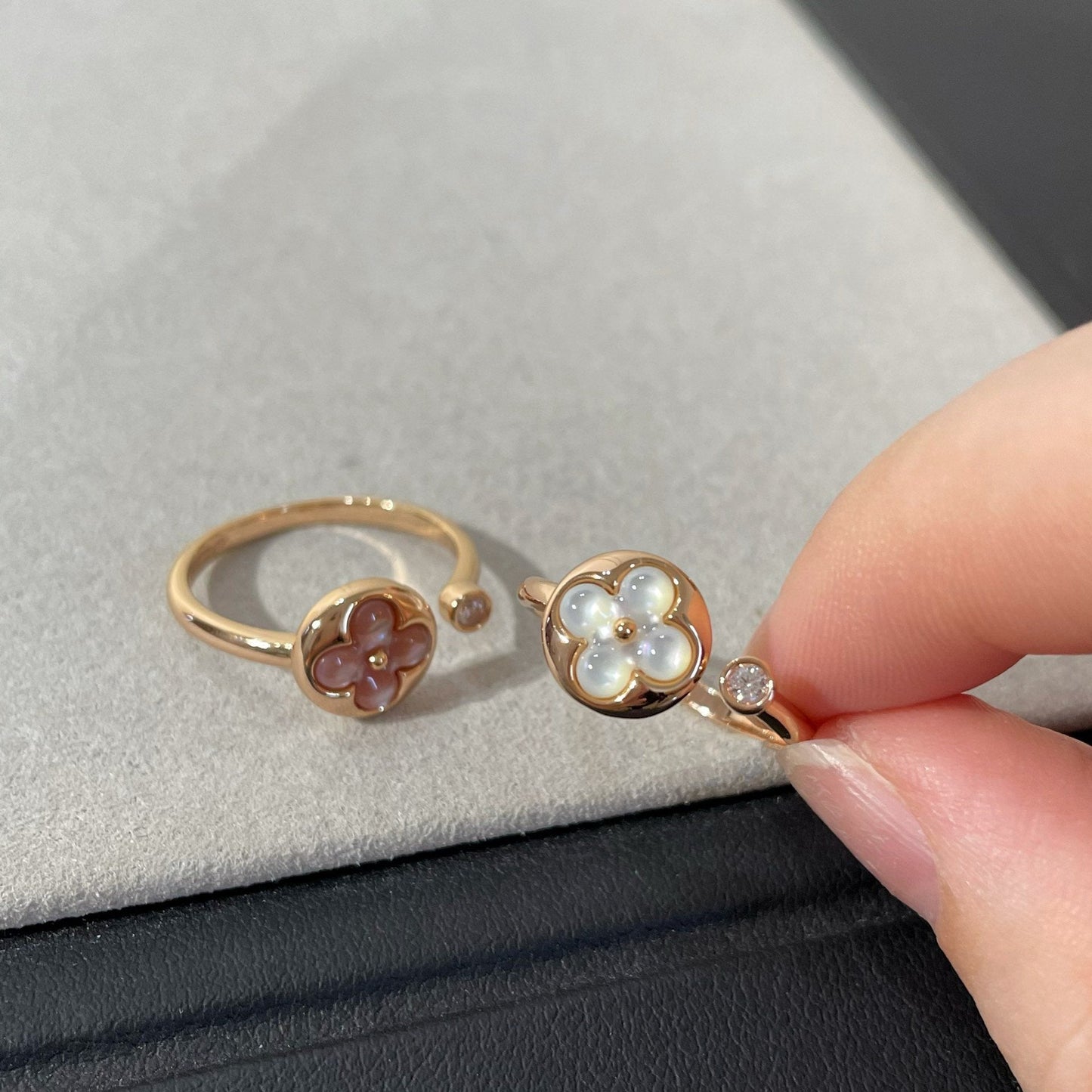 [BLAUE TRÄNEN] RING „SUN 1 DIAMOND PINK MOP“
