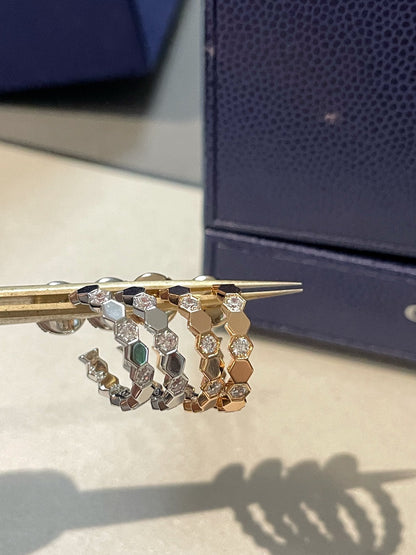 [BLUE TEARS]Ring in Form eines vierblättrigen Kleeblatts mit hohlem Design