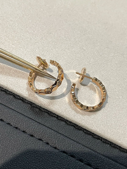 [BLUE TEARS]Ring in Form eines vierblättrigen Kleeblatts mit hohlem Design
