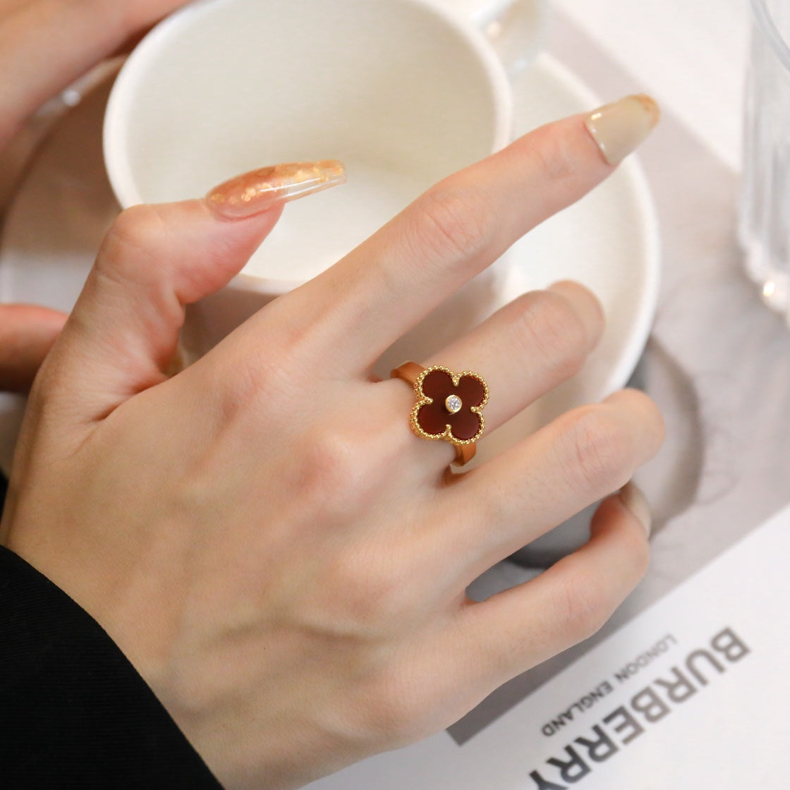 [BLAUE TRÄNEN]KLEE-KARNEOL-RING ROSÉGOLD DIAMANT