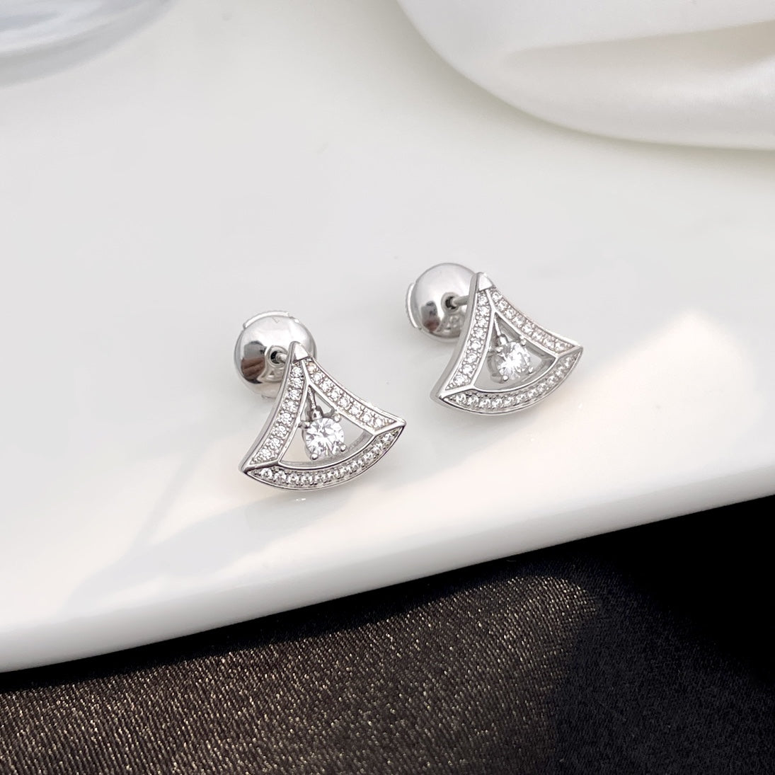 [BLAUE TRÄNEN]DREAM MINI DIAMANT OHRSTECKER