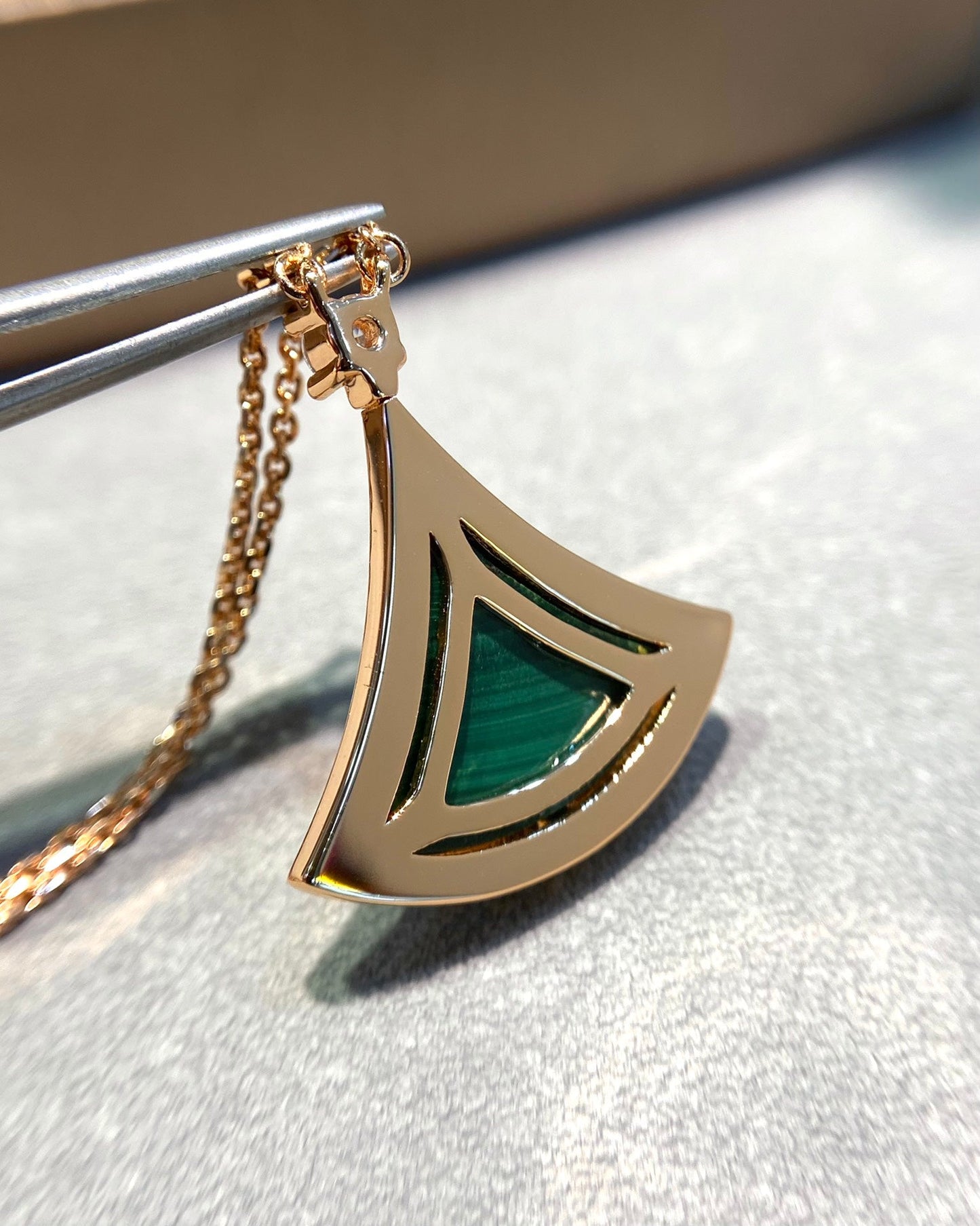 [BLAUE TRÄNEN]DREAM MALACHIT DIAMANT GEPAART ROTGOLD HALSKETTE