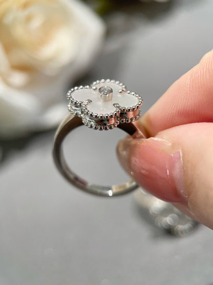 [BLAUE TRÄNEN]CLOVER SILBERNER MOP DIAMANTRING