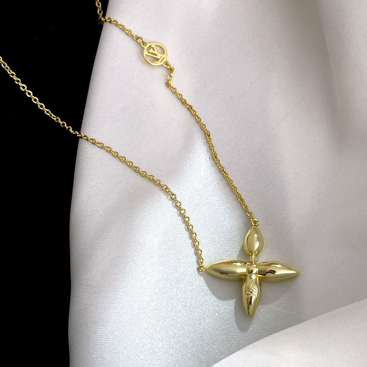 [BLAUE TRÄNEN]LOUISETTE GOLD HALSKETTE