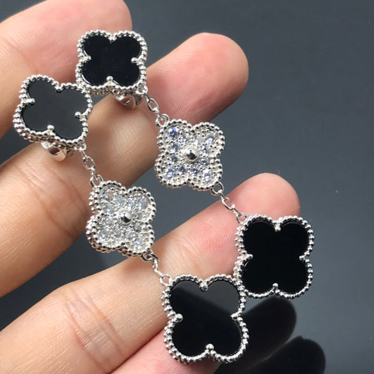 [BLUE TEARS]クローバー 3モチーフ ダイヤモンド オニキス シルバー ピアス