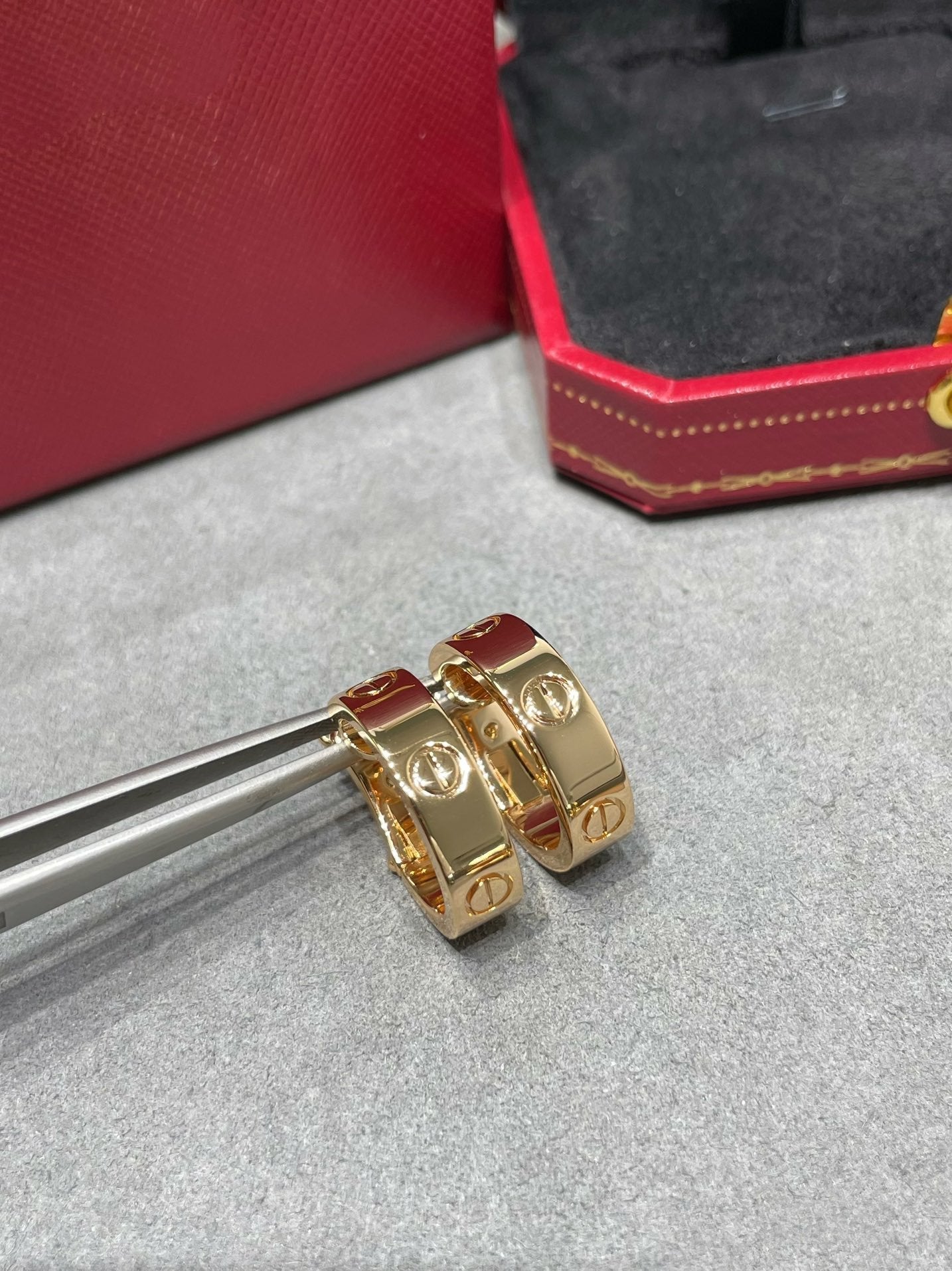[ブルーティアーズ]ラブ 5.5MM イヤリング