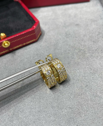 [ブルーティアーズ]ラブ 5.5mm ダイヤモンド パヴェ イヤリング