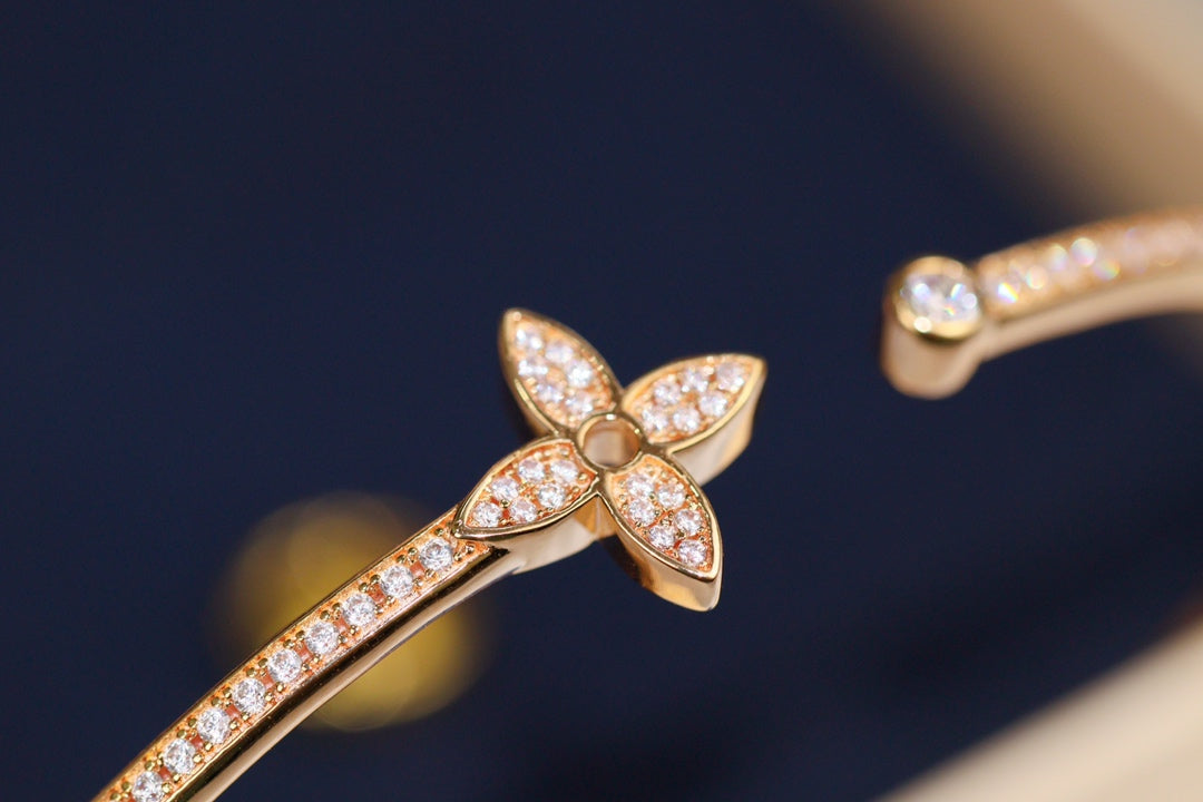 [BLUE TEARS]IDYLLE ROSÉGOLD-ARMBAND MIT DIAMANTEN