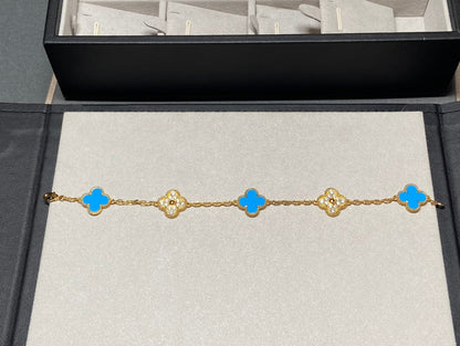 [BLUE TEARS]クローバー5モチーフ ブルーカルセドニー ダイヤモンド ゴールドブレスレット