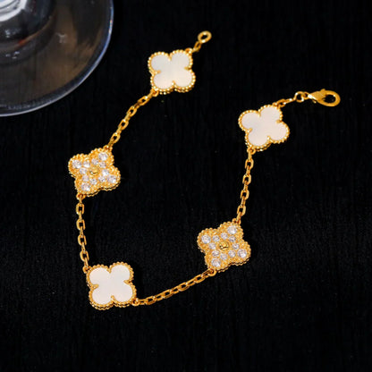 [BLUE TEARS]CLOVER WHITE PEARL MOP 5 MOTIF BRACELET COLLECTION