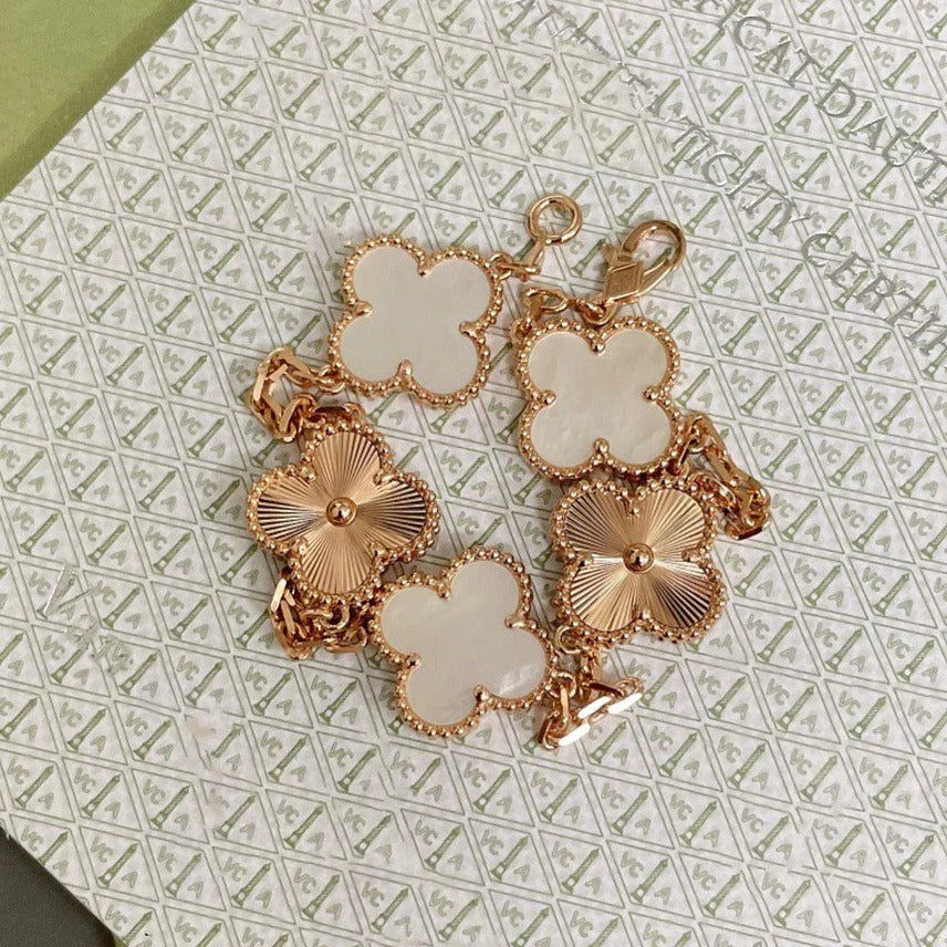 [BLUE TEARS]CLOVER WHITE PEARL MOP 5 MOTIF BRACELET COLLECTION