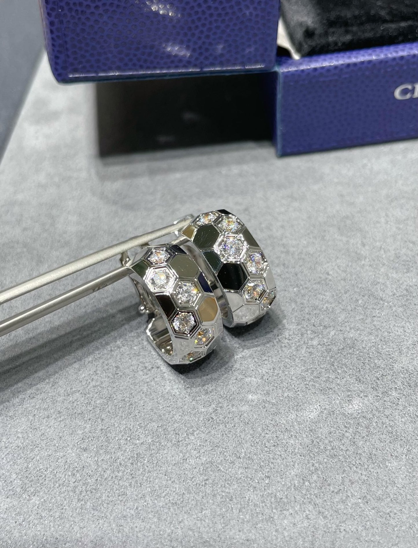 [ブルーティアーズ]ビーラブ ダイヤモンド フープピアス