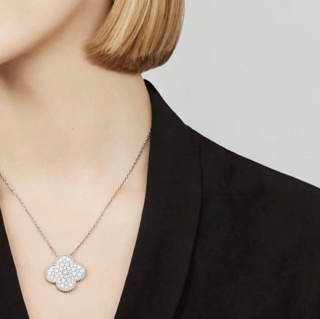 [Blaue Tränen]Clover 25mm großer Anhänger mit Diamanten besetzte Silberkette