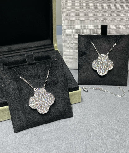[Blaue Tränen]Clover 25mm großer Anhänger mit Diamanten besetzte Silberkette