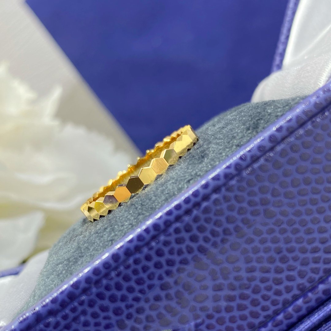 [BLAUE TRÄNEN] KLEINER RING „BIENENLIEBE“