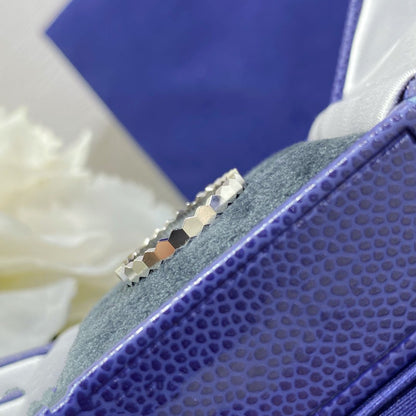[BLAUE TRÄNEN] KLEINER RING „BIENENLIEBE“