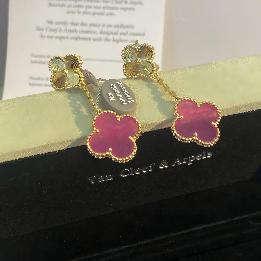 [Blue Tears Jewelry]NEW CLOVER 2 MOTIF PINK ENAMEL EARRINGS